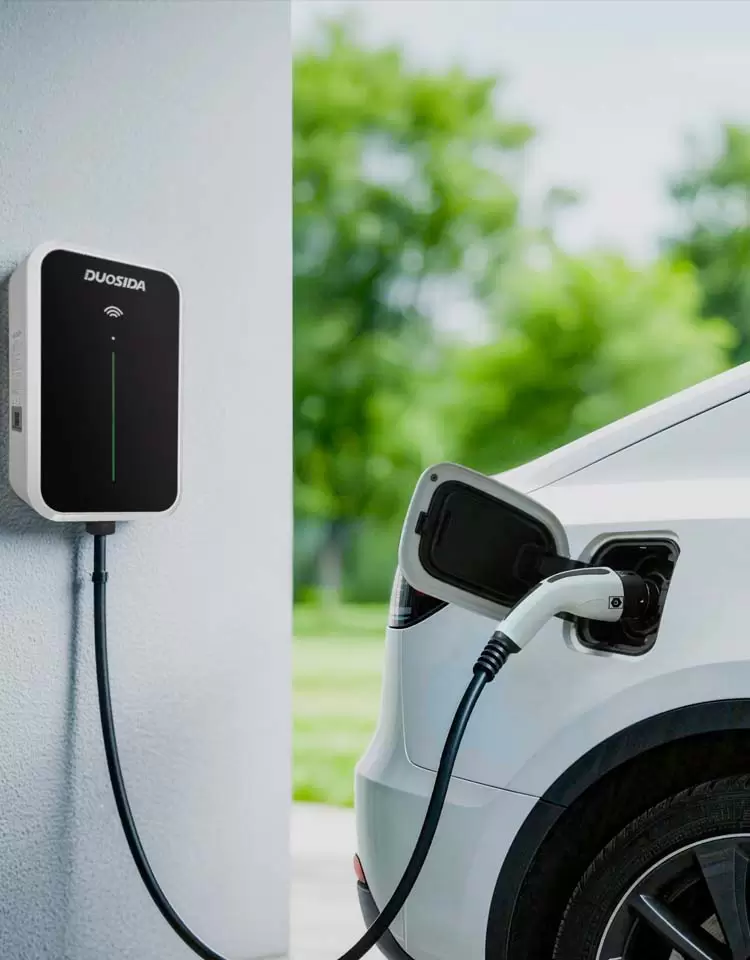 Vezető elektromos t&ouml;lt&eacute;si megold&aacute;sok, amelyek <br>&uacute;j energi&aacute;t biztos&iacute;tanak a mobilit&aacute;snak